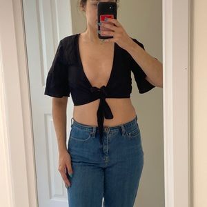 Black top worn two ways!